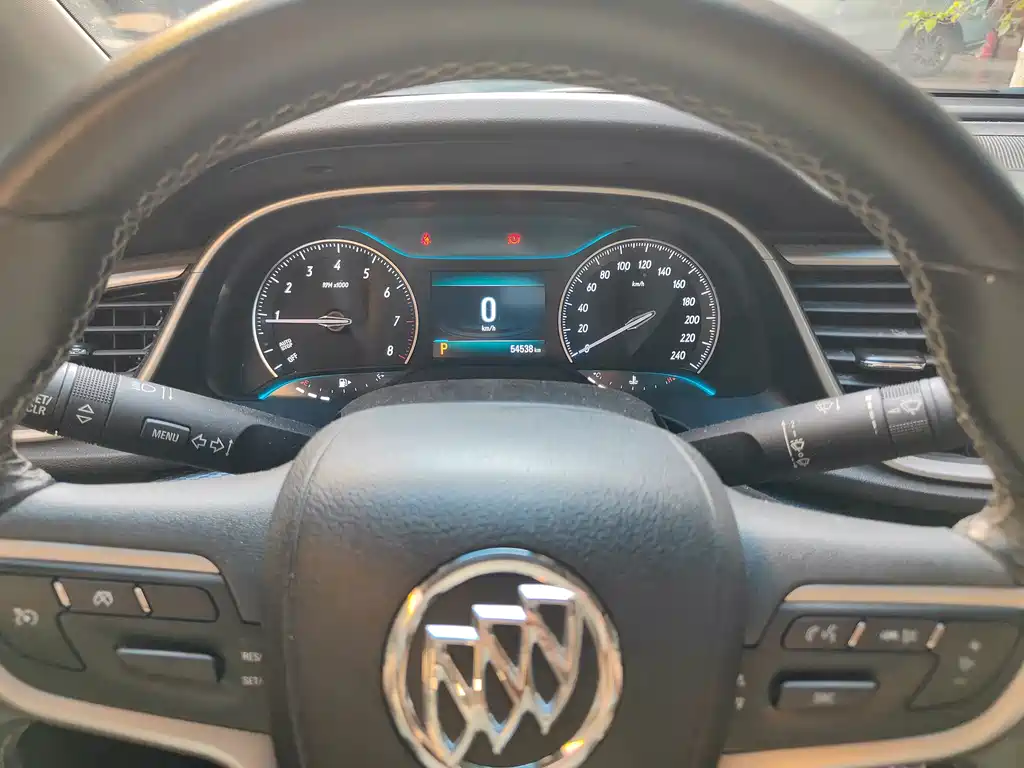 Buick Excelle — миниатюра 10