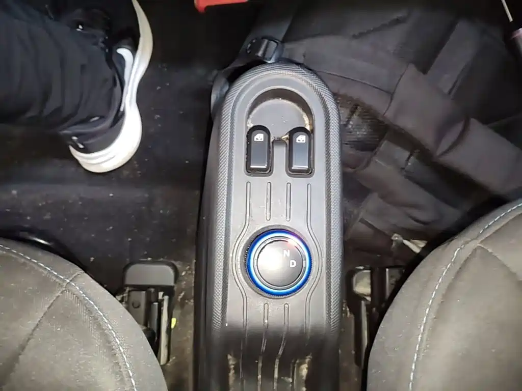 Wuling MINIEV — миниатюра 14