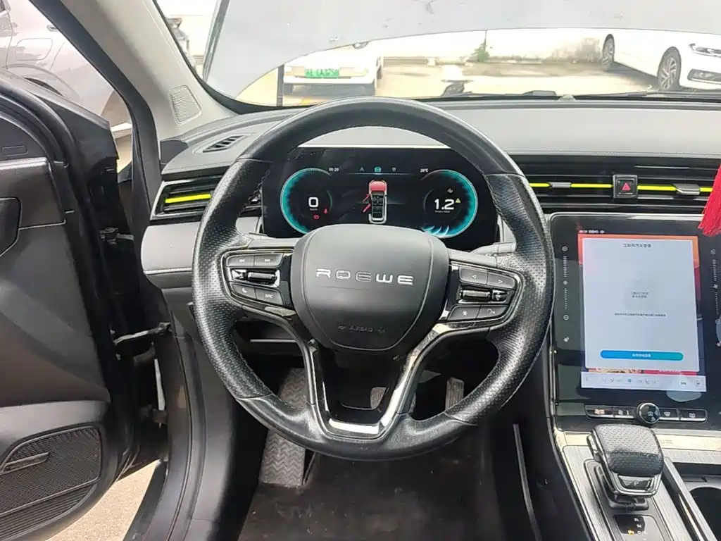 Roewe RX5 — миниатюра 11