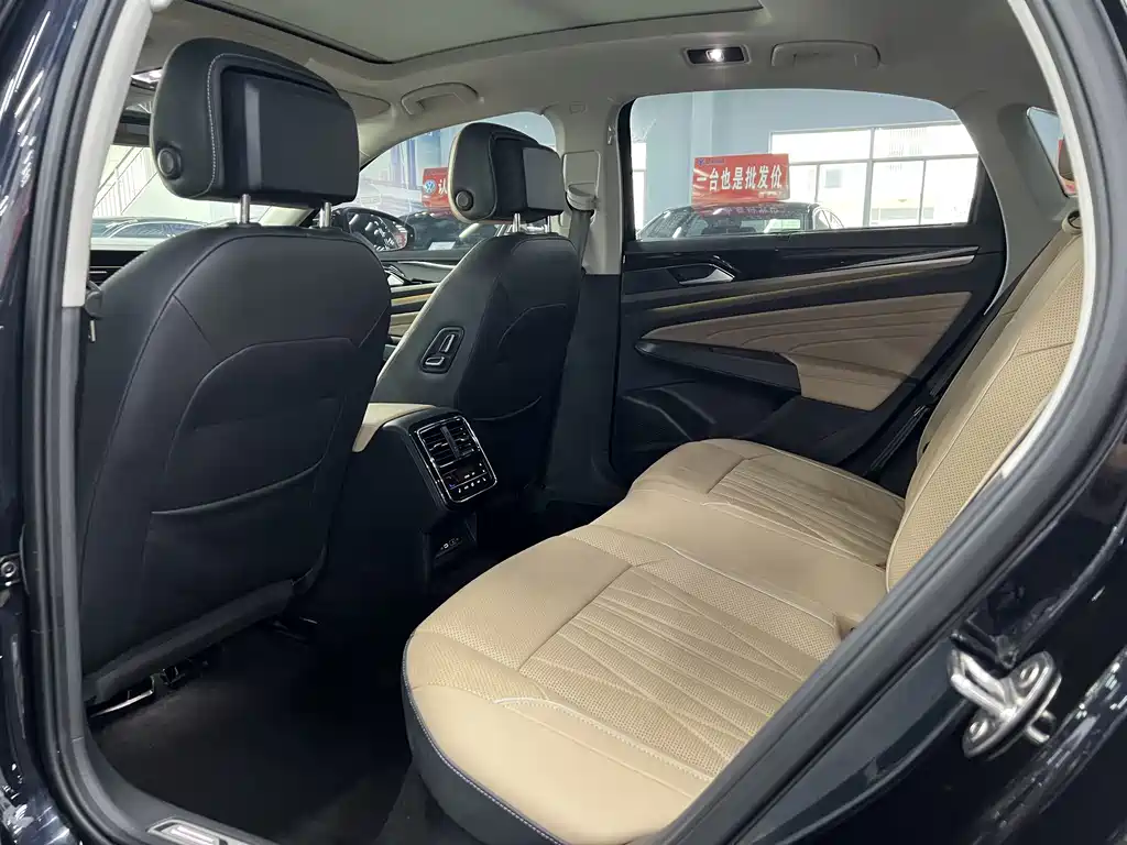 Volkswagen Passat — миниатюра 5