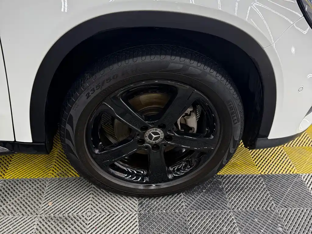 Mercedes-Benz GLA — миниатюра 14