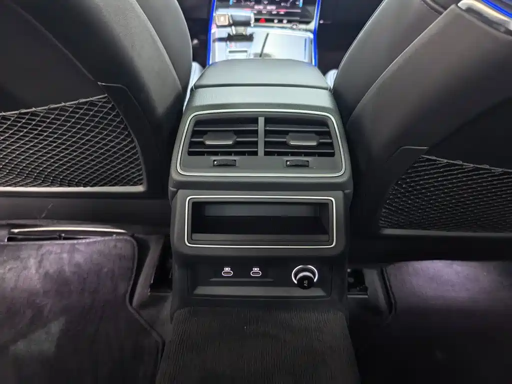 Audi A6L — миниатюра 14