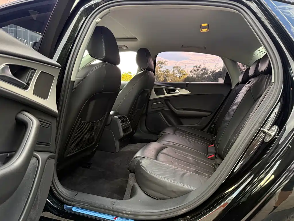 Audi A6L — миниатюра 6