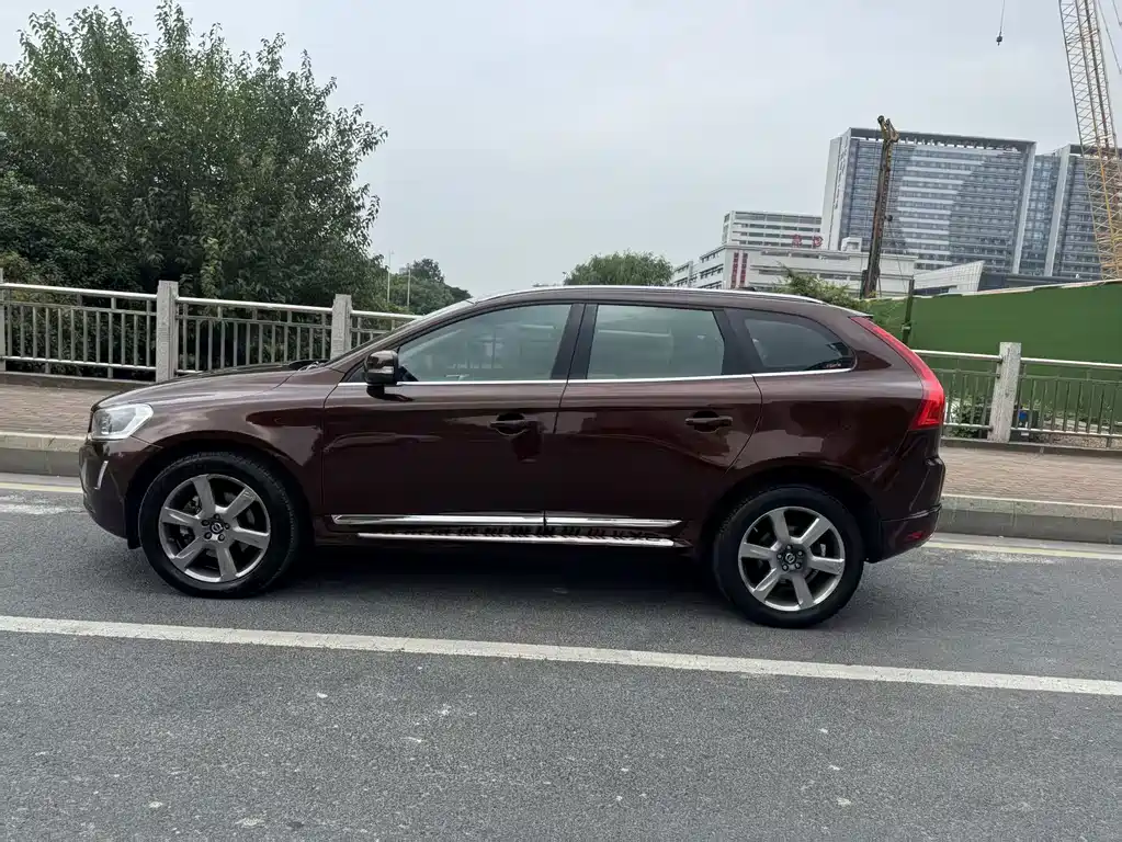Volvo XC60 (Import) — миниатюра 8