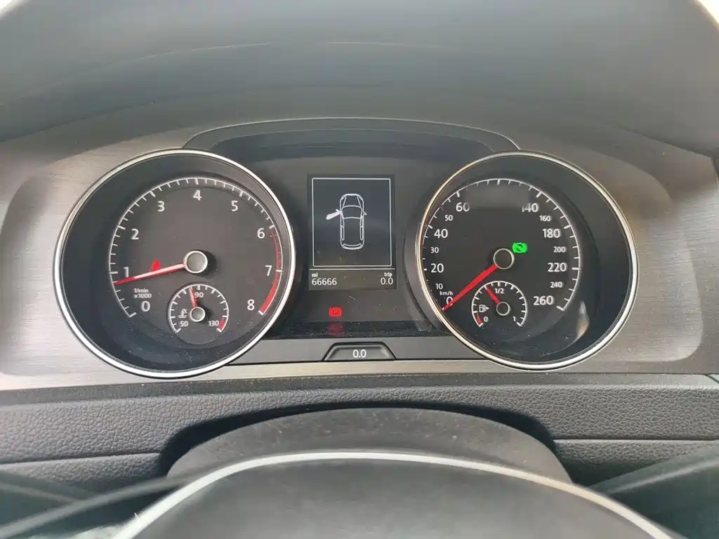 Volkswagen Golf — миниатюра 4