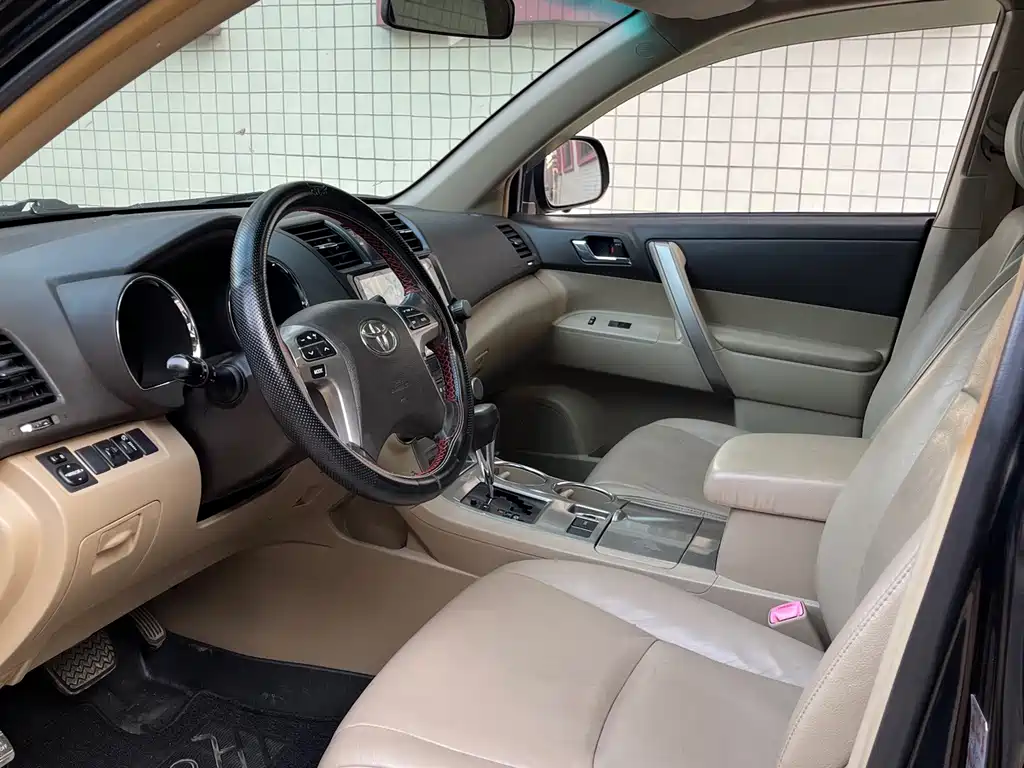 Toyota Highlander — миниатюра 4