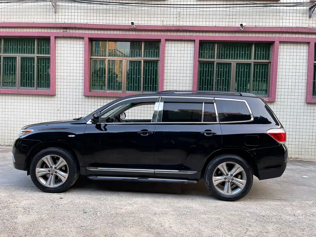 Toyota Highlander — миниатюра 16