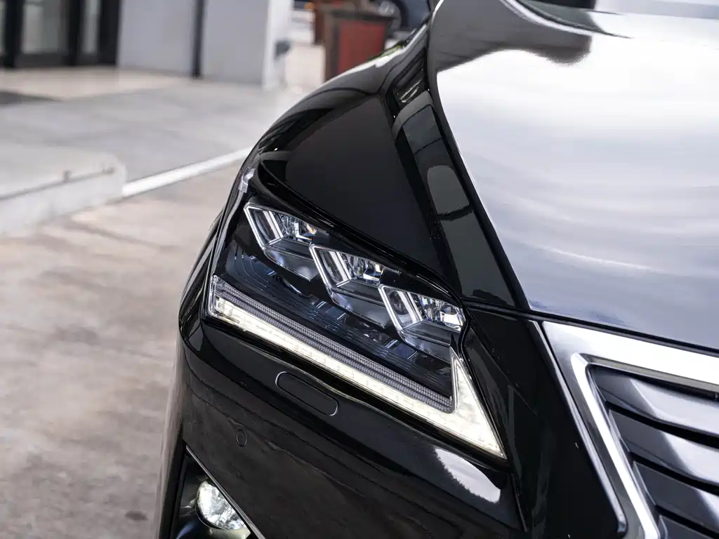 Lexus RX — миниатюра 6