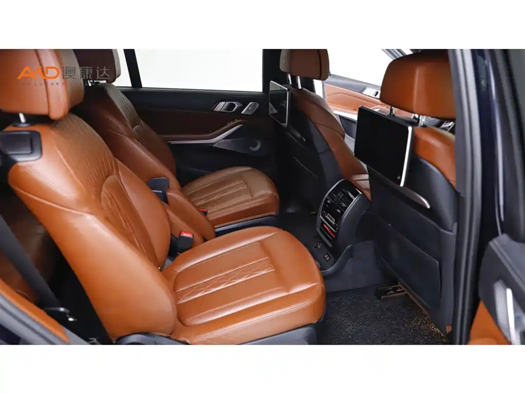 BMW X7 — миниатюра 8