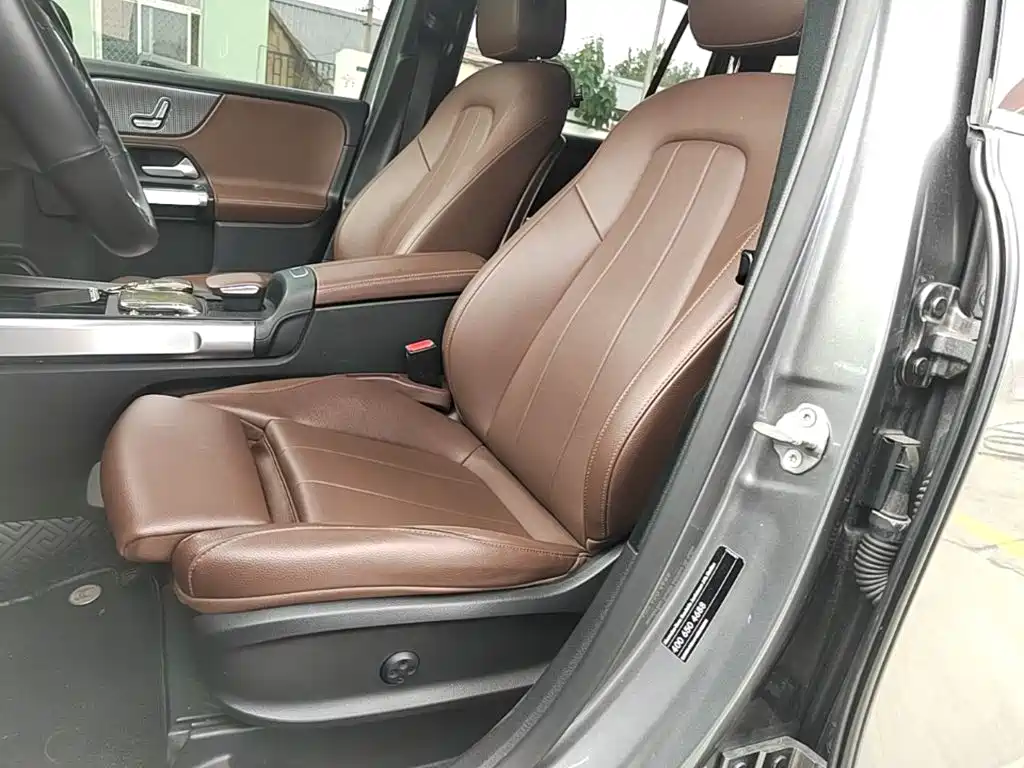Mercedes-Benz GLB — миниатюра 15