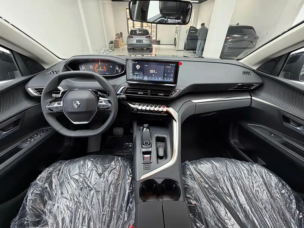Peugeot 5008 — миниатюра 11