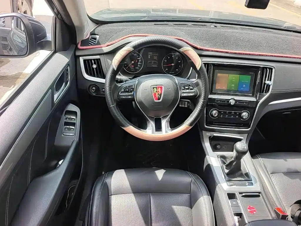 Roewe RX5 — миниатюра 15