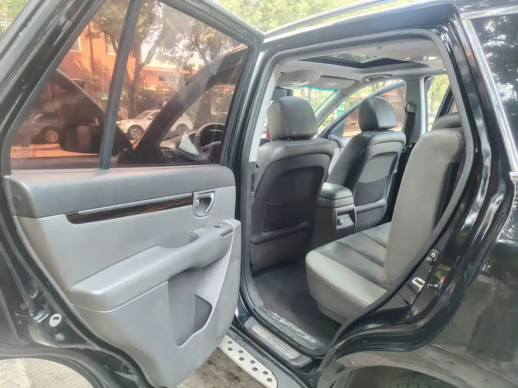 Hyundai Santa Fe Classic — миниатюра 8