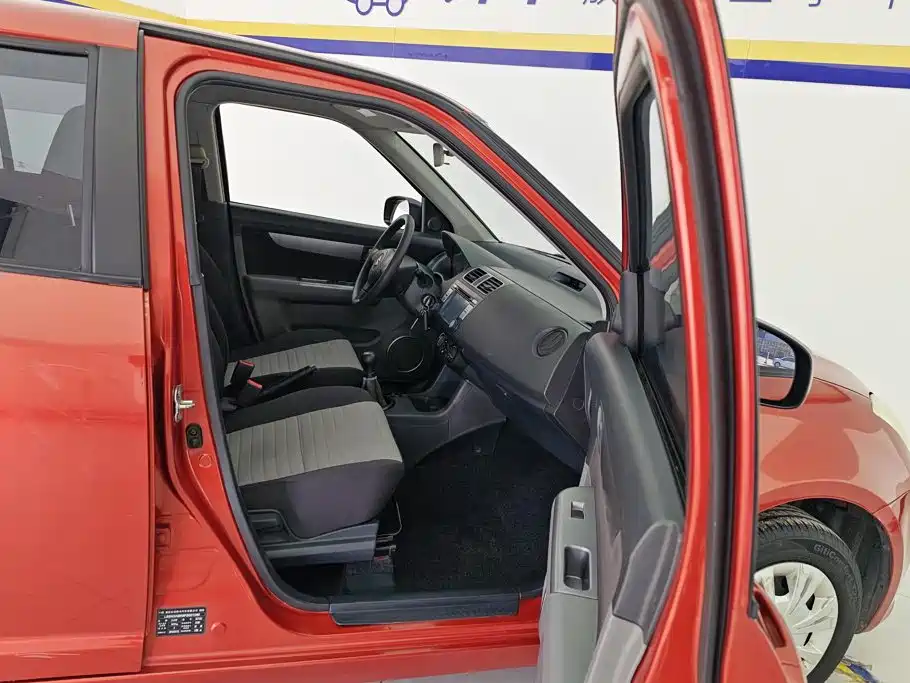 Suzuki Swift — миниатюра 8