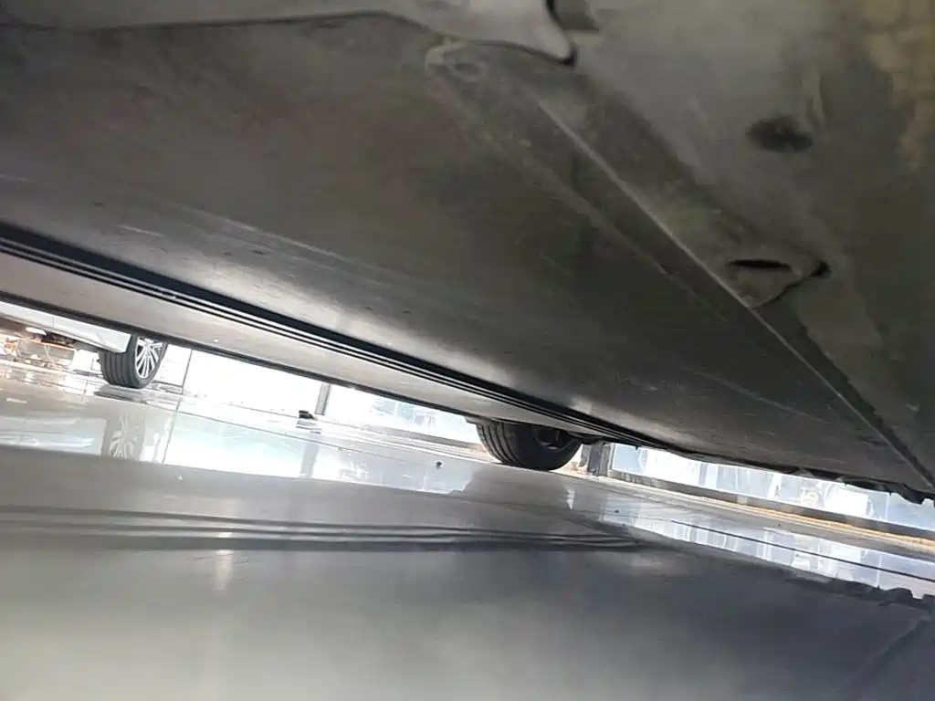 Tesla Model 3 — миниатюра 22