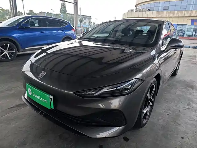2025 Roewe D7 DMH