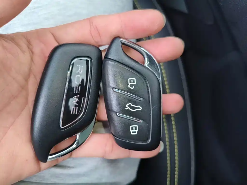 Roewe RX5 New Energy — миниатюра 13