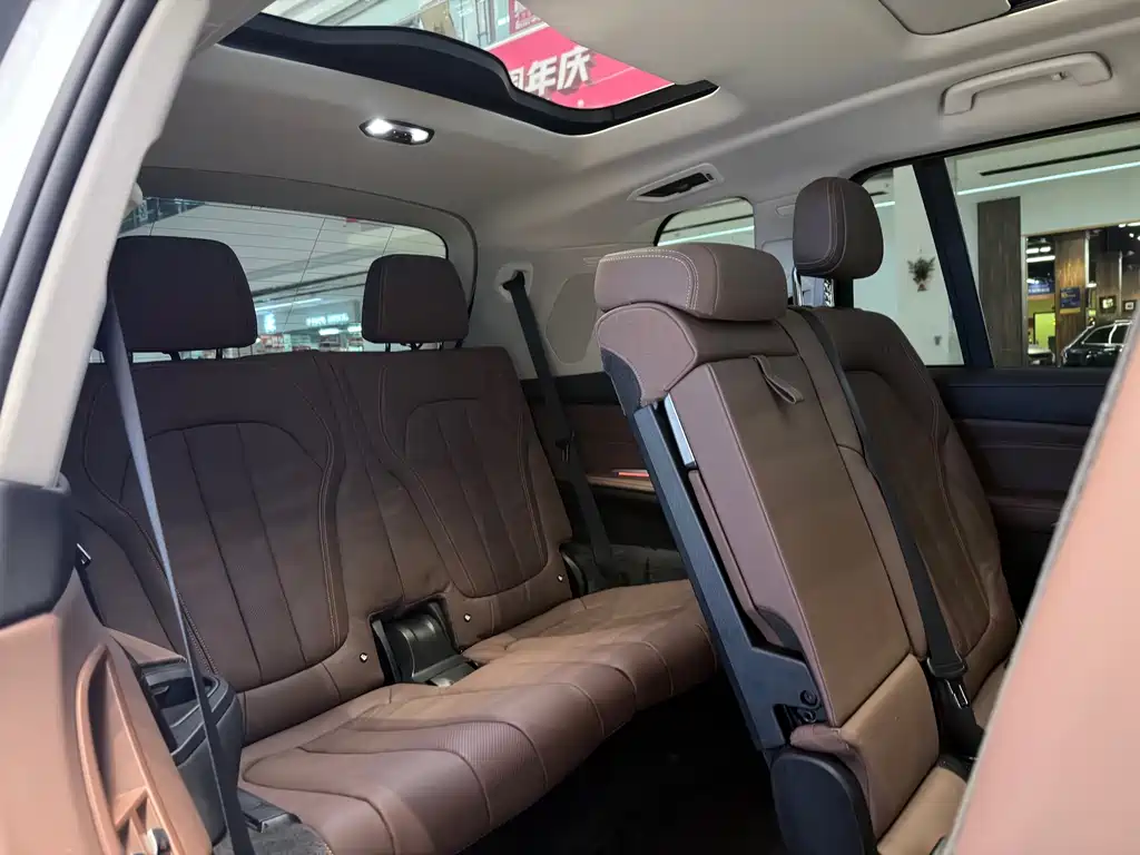 BMW X7 — миниатюра 19