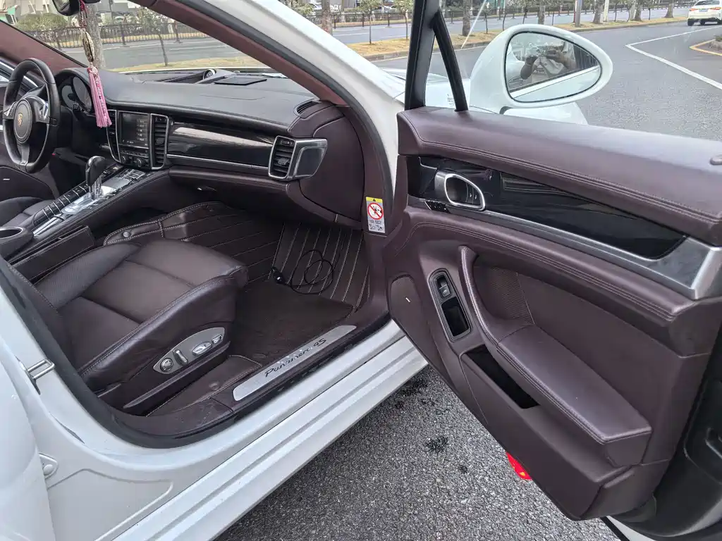 Porsche Panamera — миниатюра 34