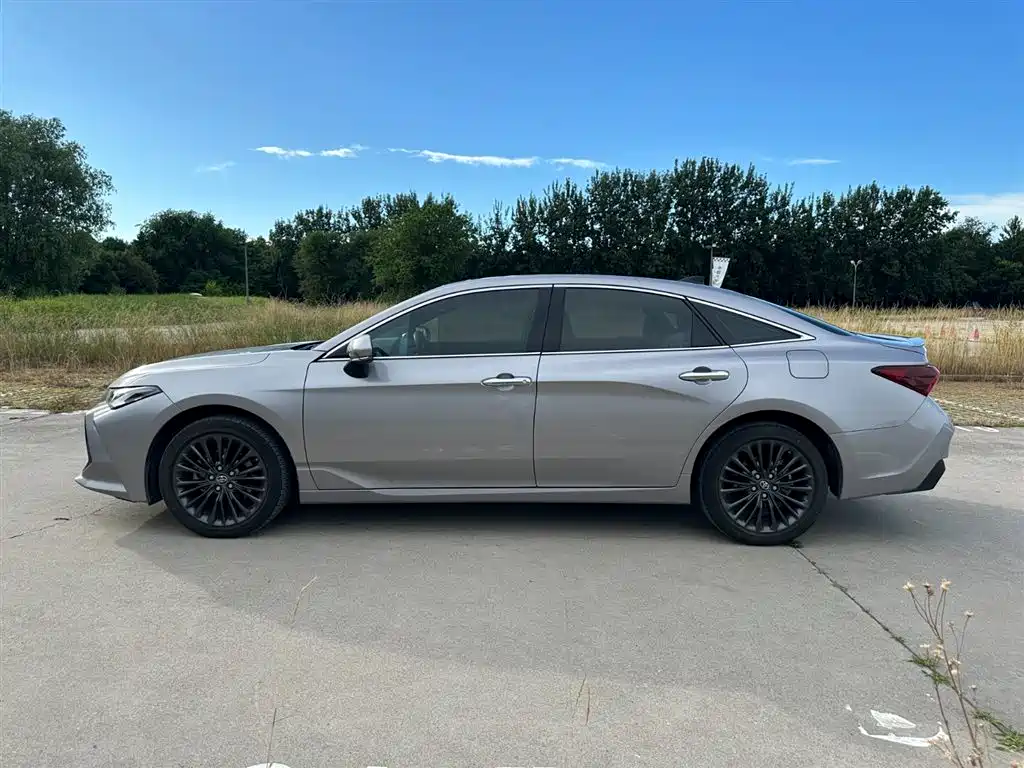 Toyota Avalon 2023 2.5L Touring Luxury