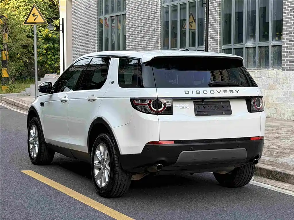 Land Rover Discovery Sport — миниатюра 3