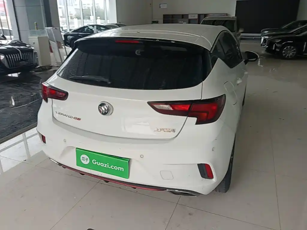 Buick Verano — миниатюра 7