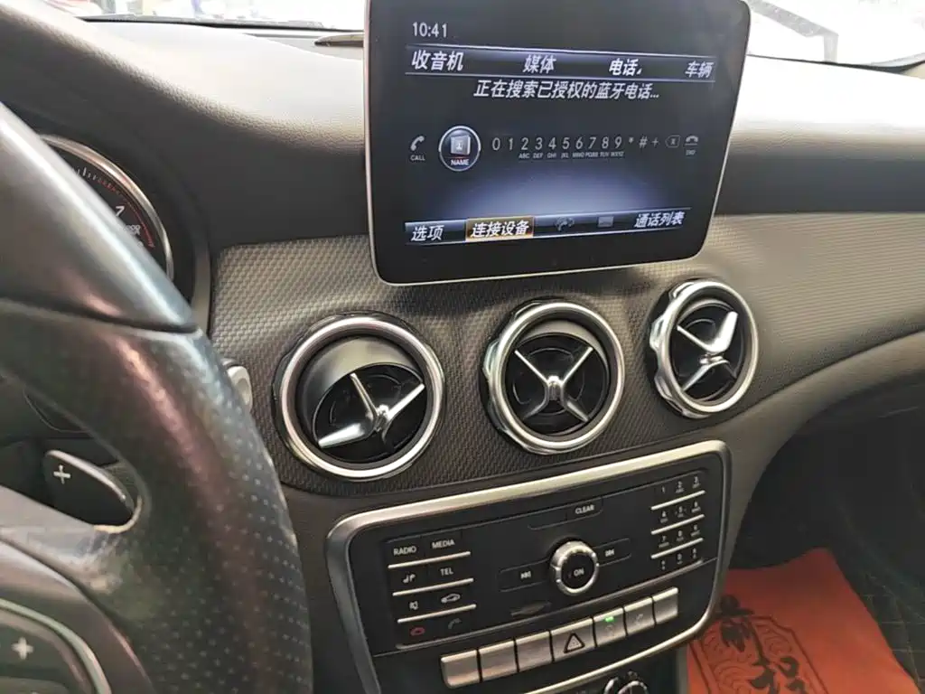 Mercedes-Benz GLA — миниатюра 13