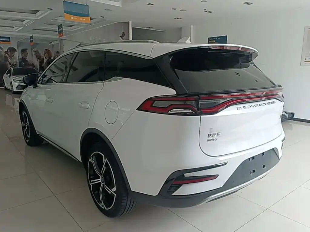 BYD Tang New Energy — миниатюра 5