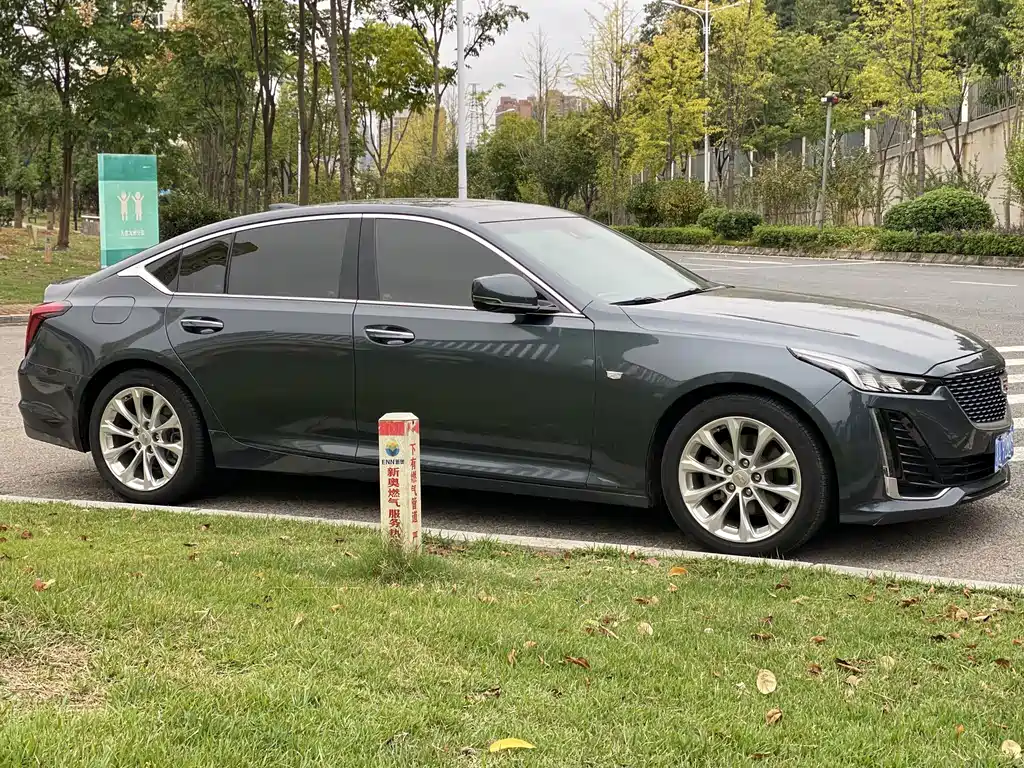 Cadillac CT5 — миниатюра 8