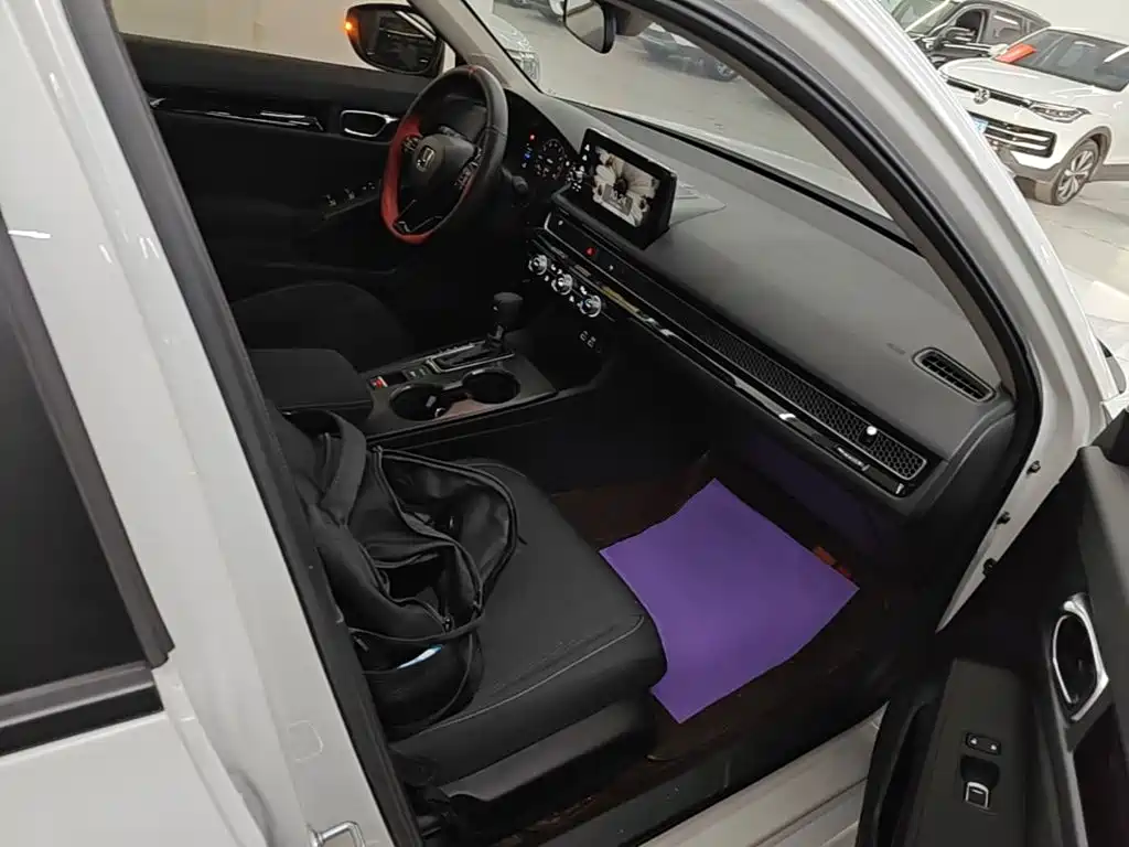 Honda Civic — миниатюра 25