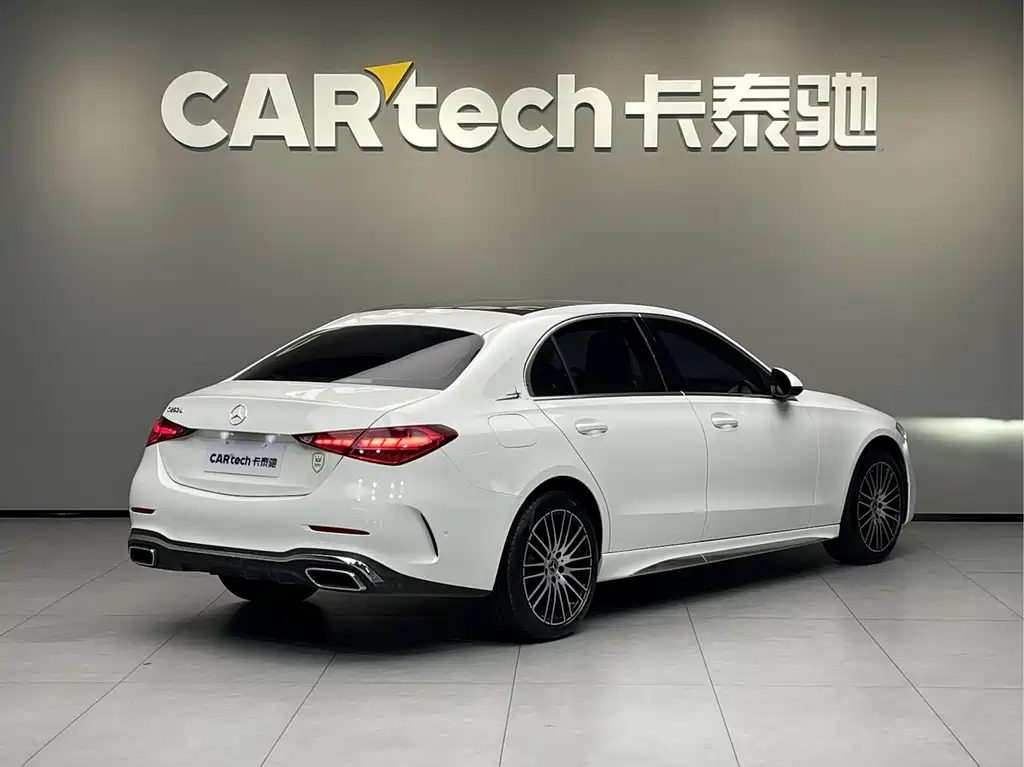Mercedes-Benz C-Class — миниатюра 4