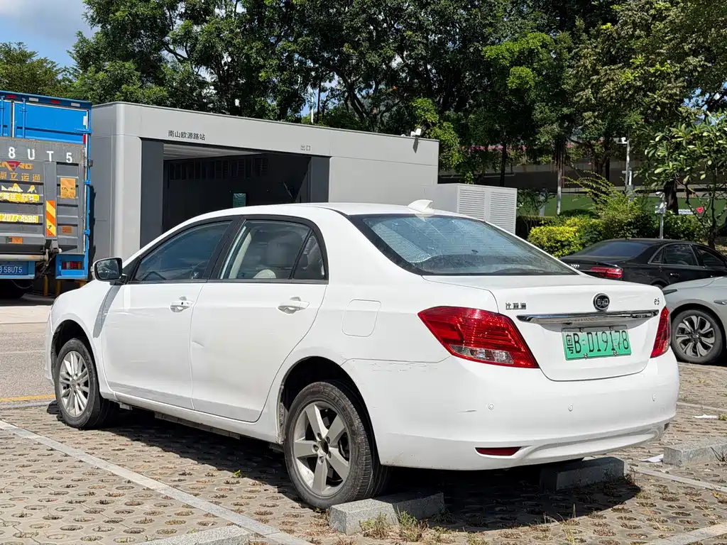 BYD e5 — миниатюра 6