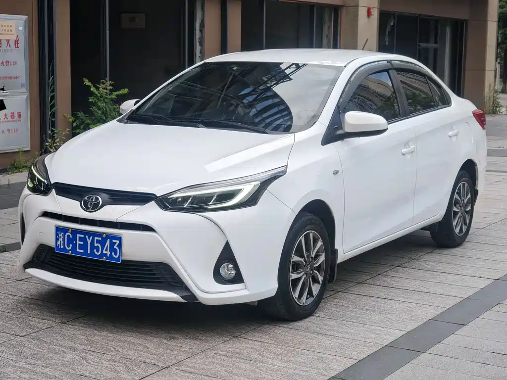 YARiS L 致享 2021款 1.5L CVT豪华版