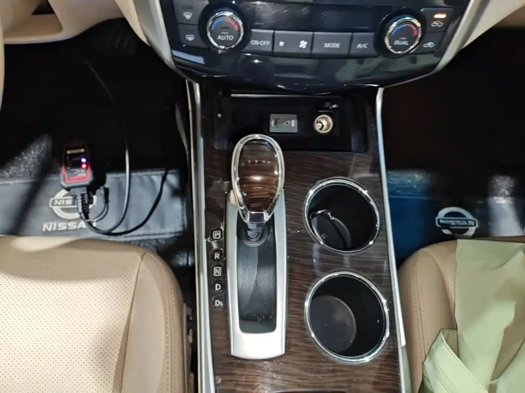 Nissan Teana — миниатюра 14