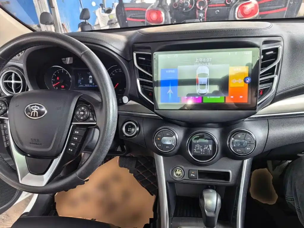 BYD Song — миниатюра 10