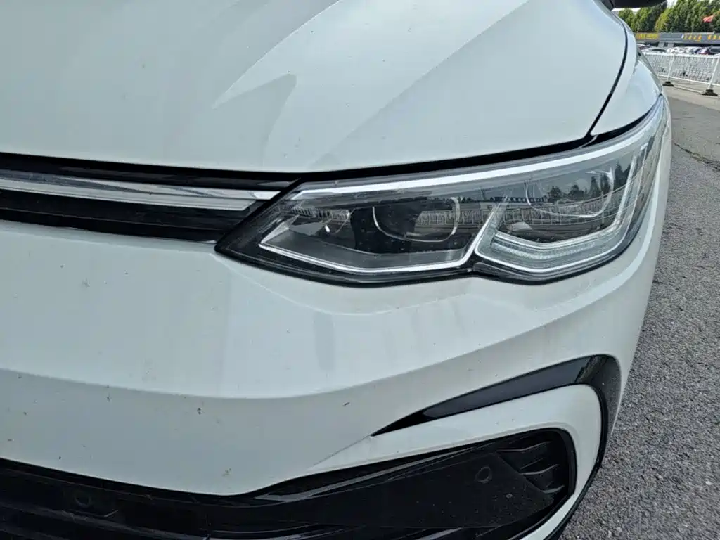 Volkswagen Golf — миниатюра 24