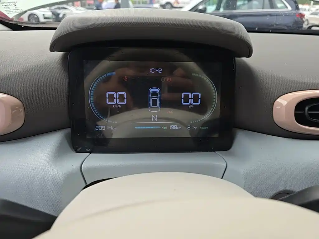 Leapmotor Leapmotor T03 — миниатюра 12