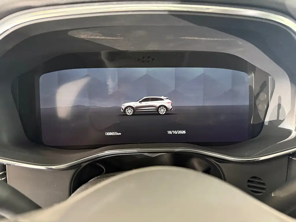 Jaguar F-PACE — миниатюра 12