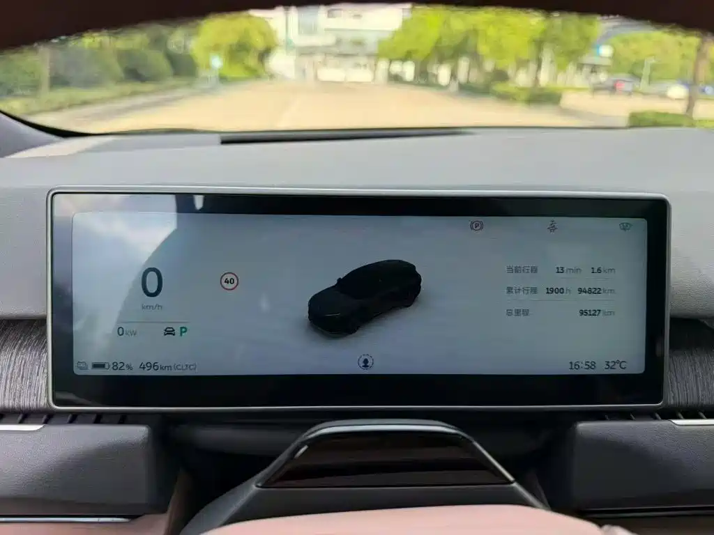 NIO ES8 — миниатюра 7
