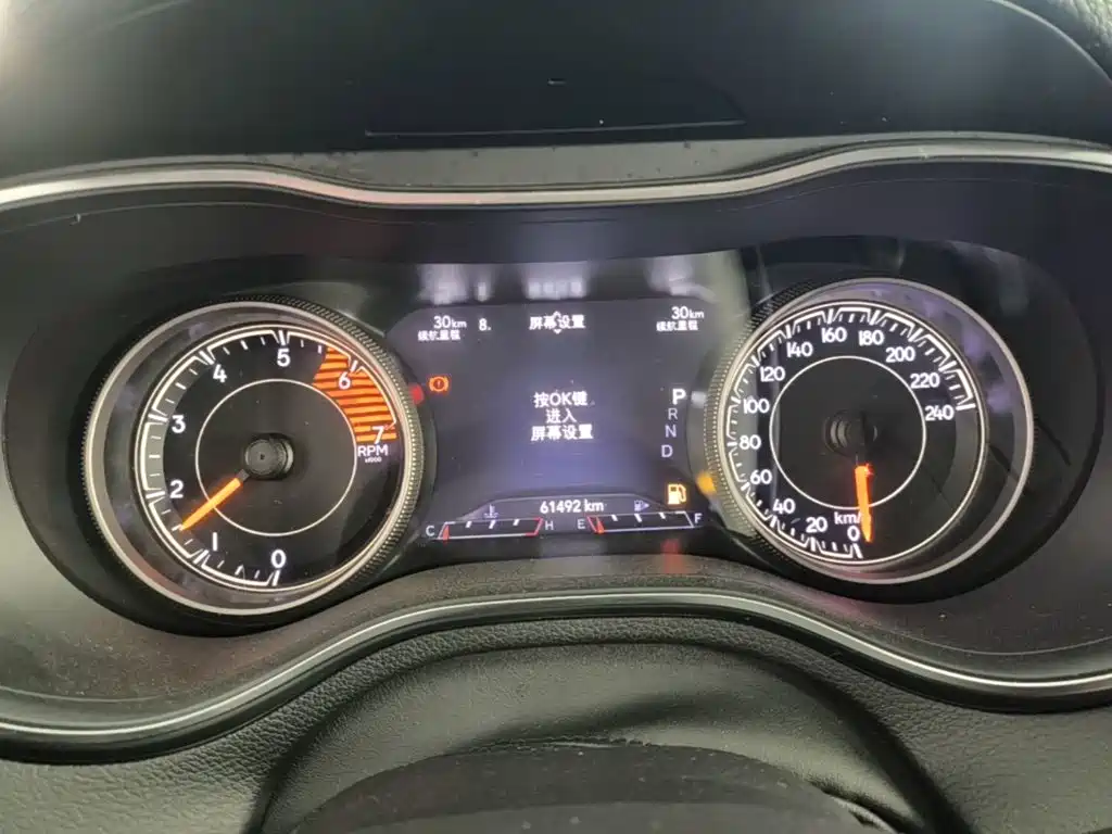 Jeep Cherokee — миниатюра 12