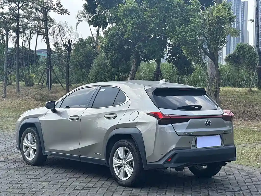 Lexus UX — миниатюра 7