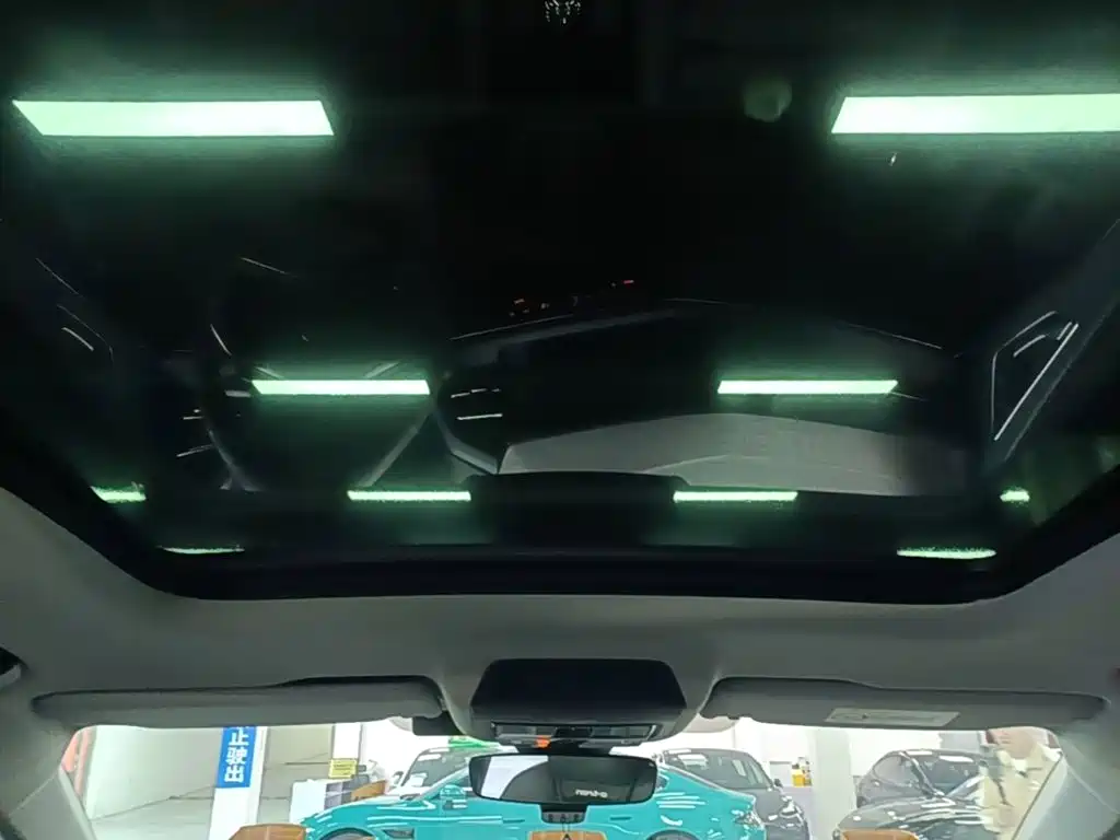 Audi Q5 e-tron — миниатюра 18