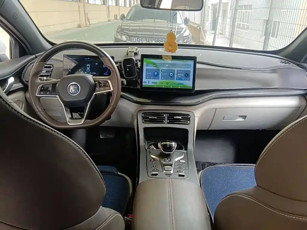 BYD Qin Plus PLUS 2023 Champion DM-i 55KM Lead
