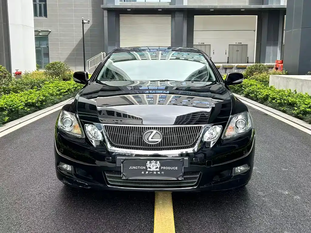 Lexus GS — миниатюра 2