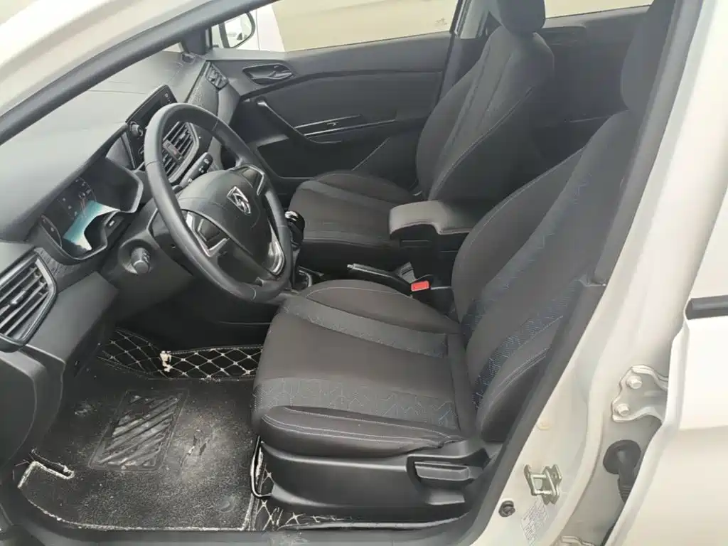 Baojun 310 — миниатюра 15