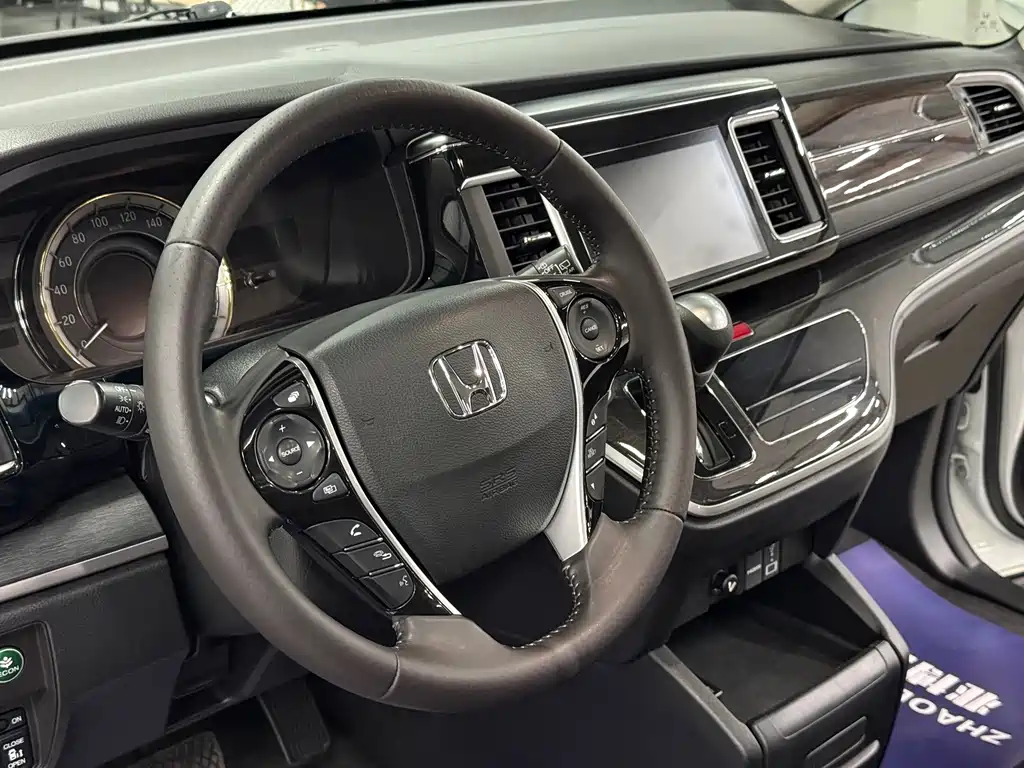 Honda Elysion — миниатюра 7