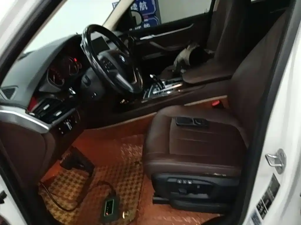 BMW X5 (Import) — миниатюра 15