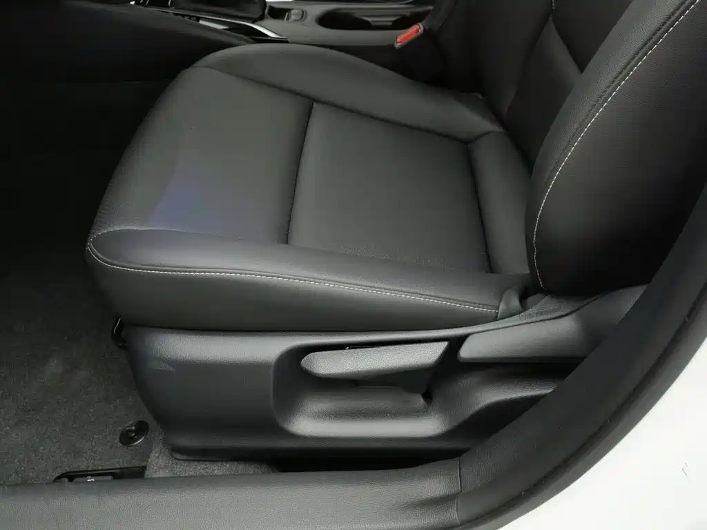 Toyota Corolla — миниатюра 20
