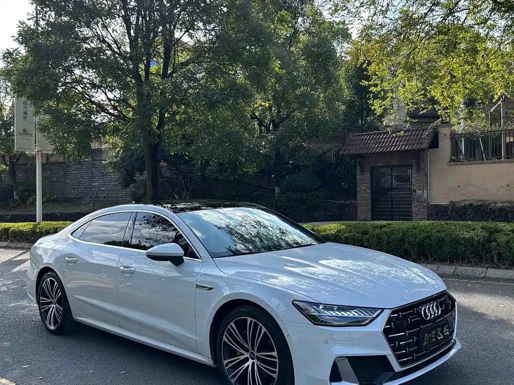 Audi A7L — миниатюра 3
