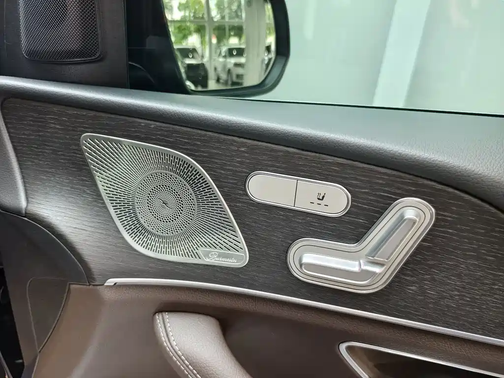 Mercedes-Benz GLE (Import) — миниатюра 6